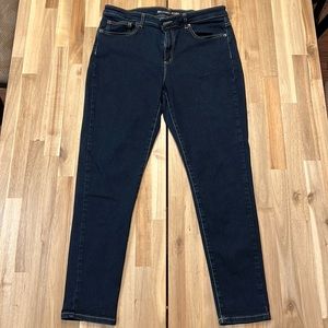 Michael Kors Izzy Skinny Jeans